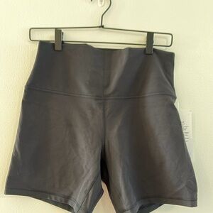 NWT - Lululemon Black Align High Rise Shorts - Size 12